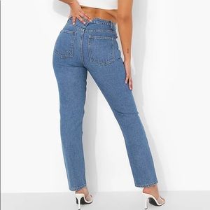 Fashion Nova Medium Wash Boyfriend Jeans